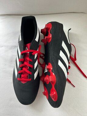 Adidas Men Soccer Cleats Size Black Red Accents 10 1/2 NWOT